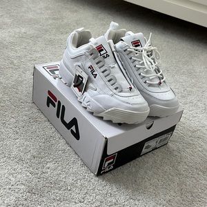 Never worn before tag still on FILA Disruptor ii PREMIUM